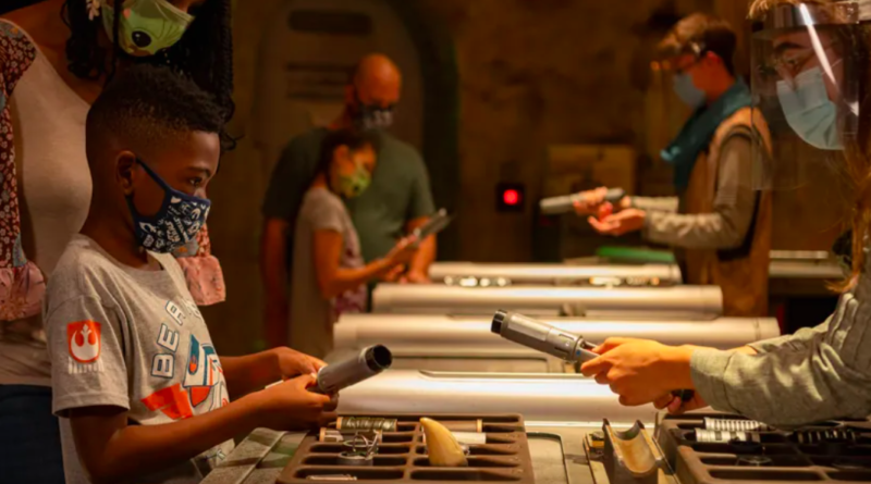 sabre de luz star wars disney