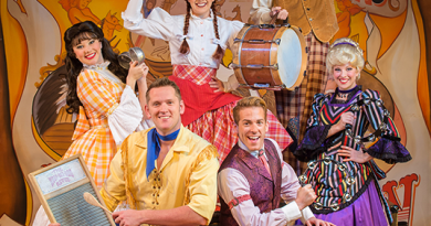 hoop dee doo musical revue